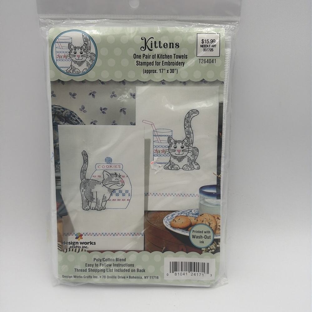 Design Works Crafts KITTENS Stamped for Embroidery KITCHEN TOWELS Kit CATS